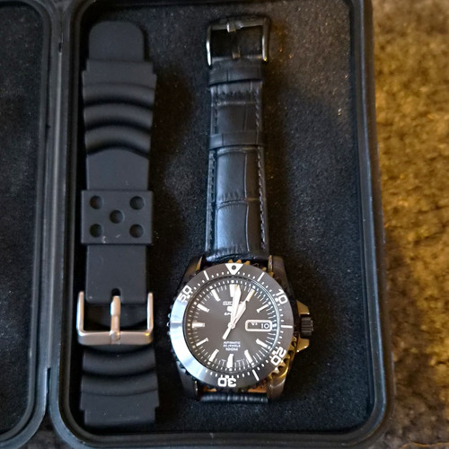 Seiko sports automatic diver - seiko,