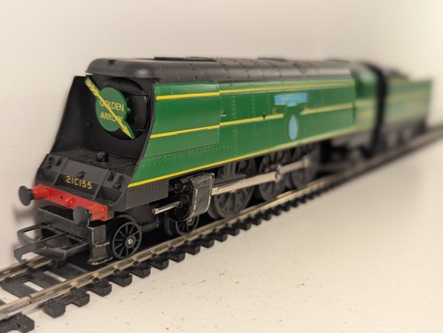 Hornby gauge battle - hornby, sr