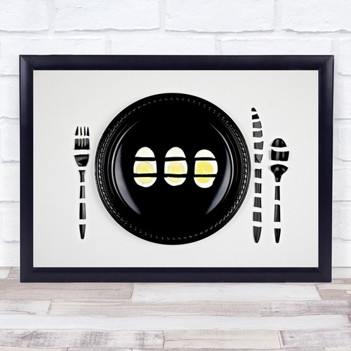 Broken pieces plate utensils - broken,