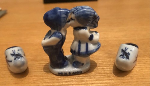 Delft style blue white - delft,