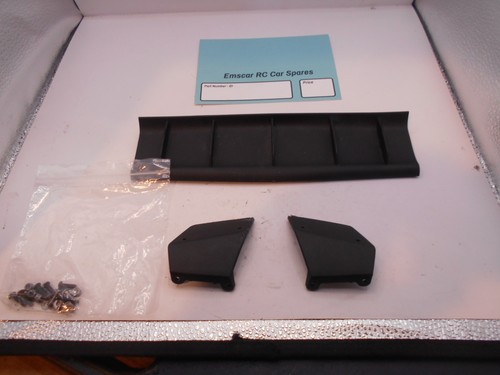 4wd rear spoiler complete - ,