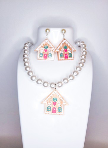 Gingerbread house - 🎅,
