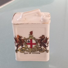 RARE ARCADIAN CRESTED CHINA