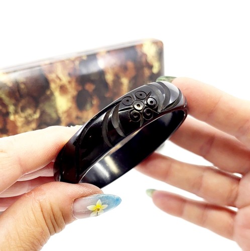 Vintage black bakelite bangle - vintage,