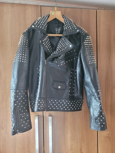 Studed 100 leather - studed,