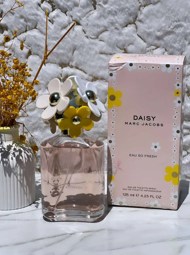 Marc jacobs daisy eau - marc,