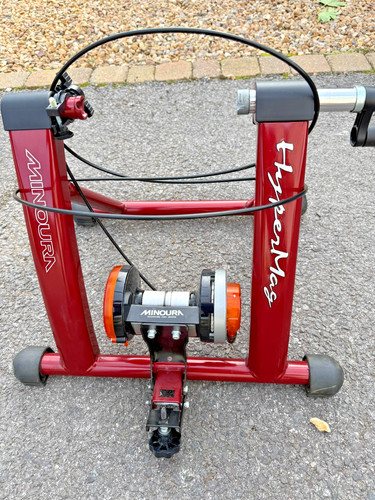 Minoura hypermag turbo trainer - hypermag,