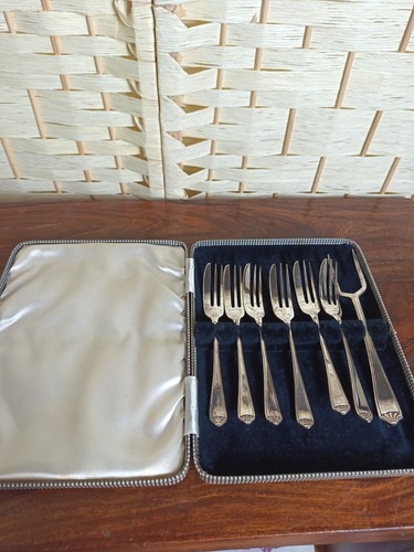 Vintage cased grosvenor silver - vintage,