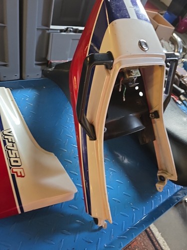 Honda vf750f side cover - honda,