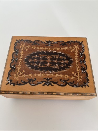 Italian vintage wooden musical - italian,