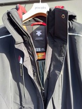 Descente  Model D4-8617 Ski