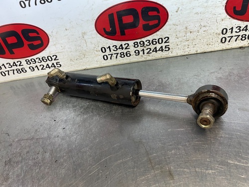 94-8141 hydraulic steering ram