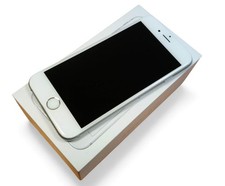 Apple iPhone 6s 64GB Silver Unlocked Pristine