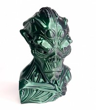 Alien Bust Statue Sci-Fi Decor