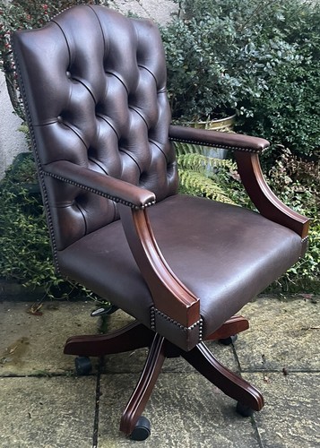 Fine antique style conker - antique,