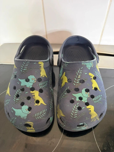 Size child dinosaur - dinosaur, croc