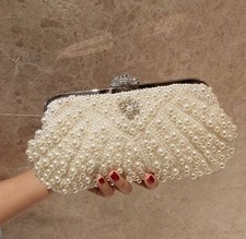 Ivory Pearl in shell shape and