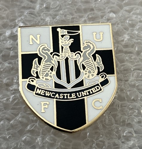 Newcastle united supporter - united,