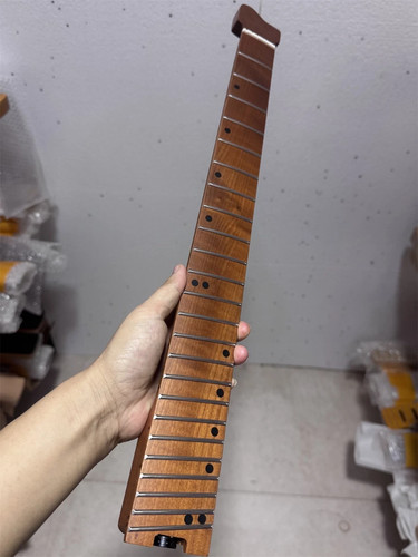 Headless tilted 24fret roasted - 24fret,