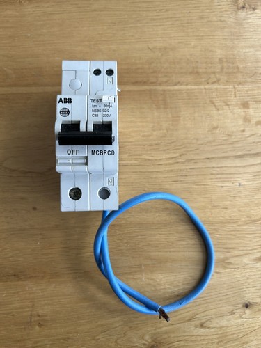 Abb amp type nsbs 32 - 32,