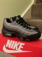 Mens UK9 Nike Air Max 95 Grey Green Black UK 9