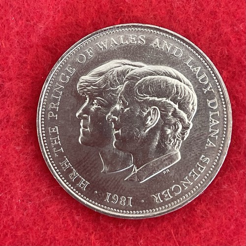 Royal wedding commemorative - royal,
