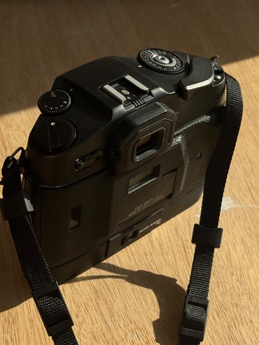 Leica black slr - leica,