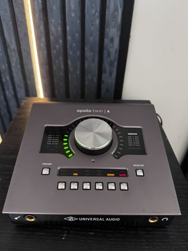Universal audio apollo twin - audio,