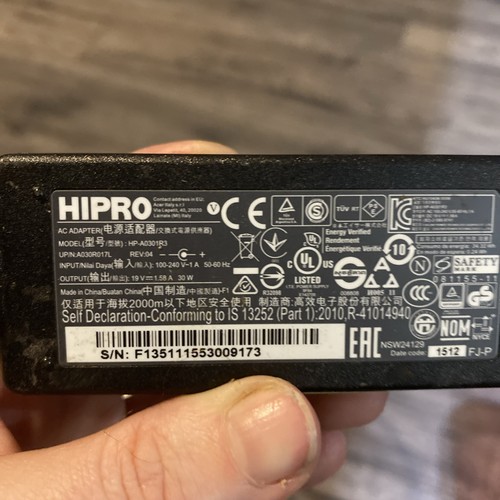 Hipro a0301r3 19v 58a - 19v, 1.58a