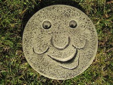 Garden Stepping Stones Smiley