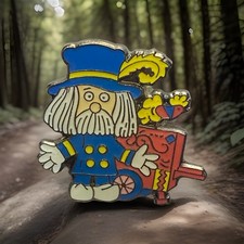 Vintage Mr. Rusty From The Magic Roundabout. Enamel Pin Badge. VGC. Z12 80