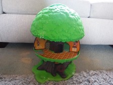 Tree Tots FAMILY TREE HOUSE