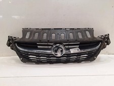 2015 VAUXHALL CORSA E 5 Door Hatchback Front Upper Centre Grille Grill