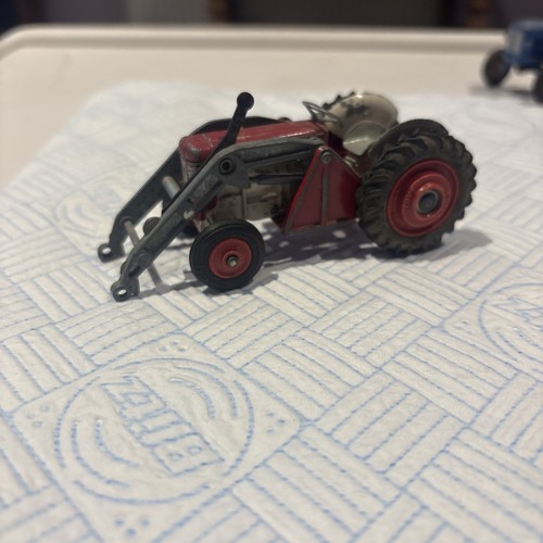 Corgi toys massey - toys, 65