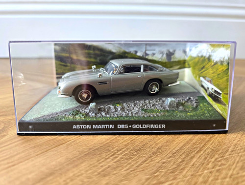 Aston martin db5 goldfinger - martin,