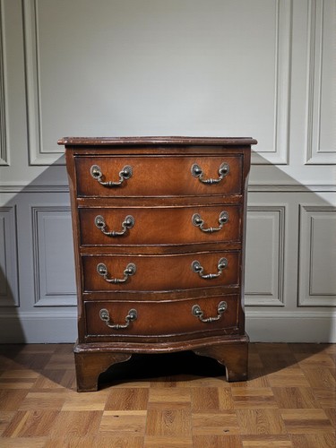 Antique style bedside chest - style,