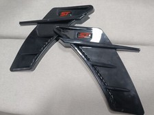 ST BLACK FENDER SIDE WING