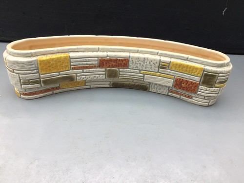 Sylvac curved brick wall - ,