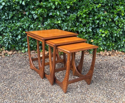 Mid century plan - mid, g