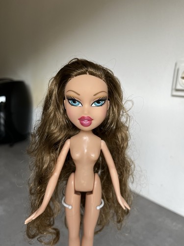 Bratz inspired dana clone - bratz,