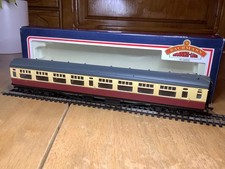 Bachmann 34-527 BR Crimson & Cream Bullied 2nd Class Corridor coach