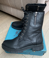 NEW BLACK BLOWFISH RUFFLE