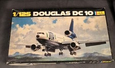 Vintage Heller 1:125 Passenger