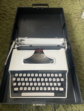 Vintage Remington  monarch -1 Typewriter with hard Case 