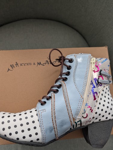 Ladies polka dot leather side - ladies',