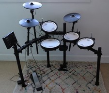 Roland V-Drums TD-07DMK