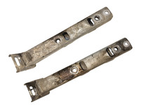 Defender Td5 Tdci 110 second row under the tub outer seatbelt anchor brackets