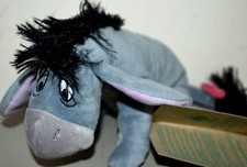 DISNEY Store Winnie The Pooh