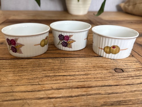 Royal worcester evesham - evesham, gold