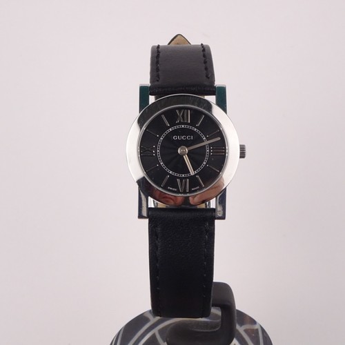 Gucci 5200 watch black - 5200,